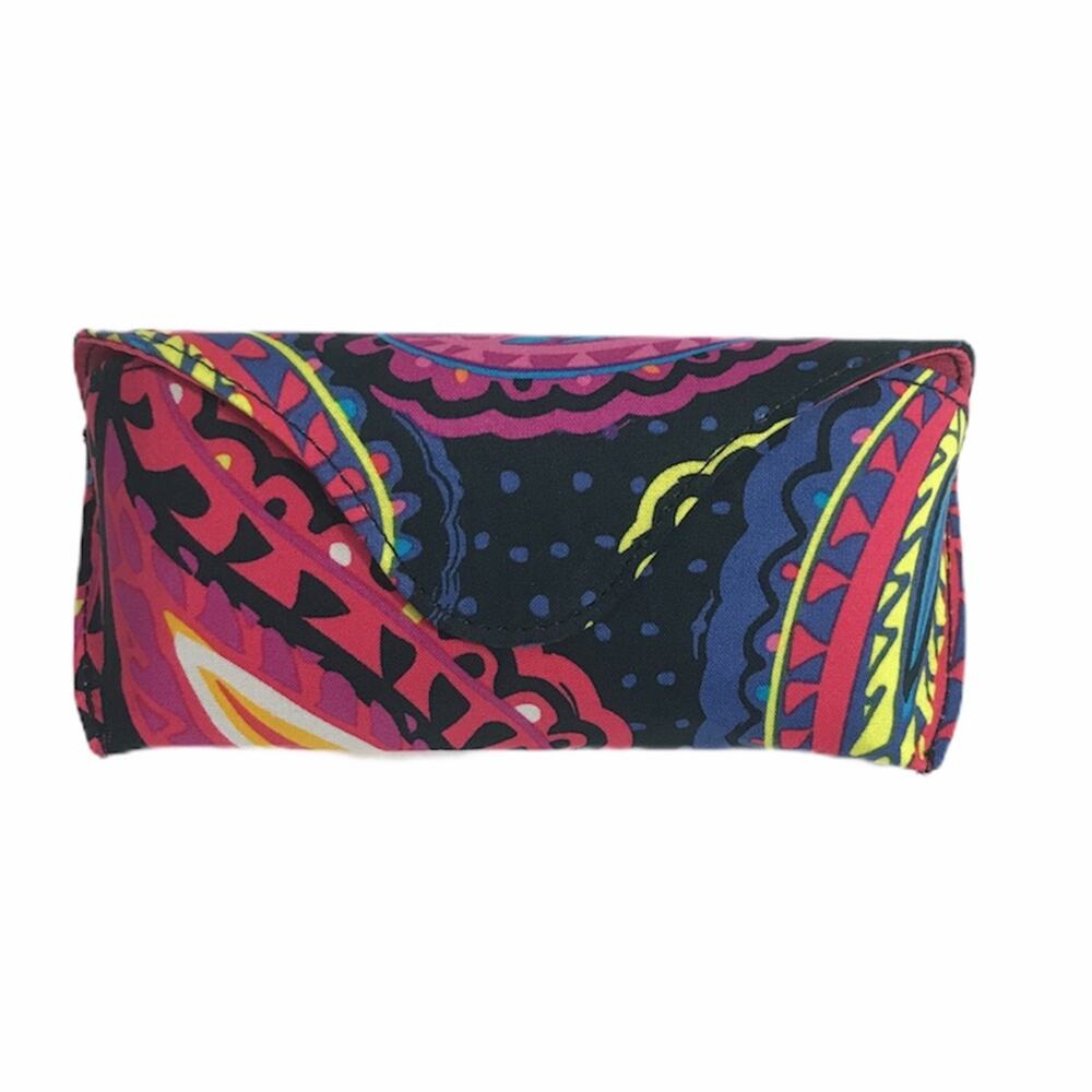 Vera Bradley Clam Shell Eyeglass Case Twilight Paisley Black Pink